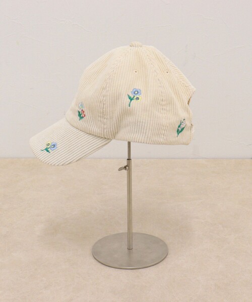fredy emue(フレディエミュ)の「【Casselini/キャセリーニ】花刺しゅうコールキャップ(キャップ・レディース・ブラック/アイボリー・FREE)」の10枚目の写真