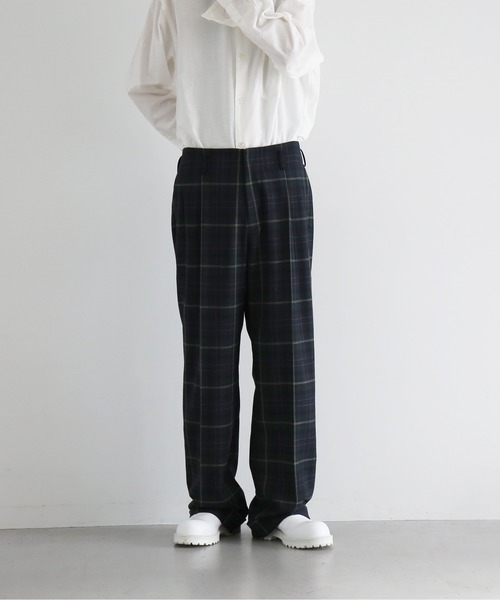 KAIKO(カイコー)の「KAIKO Wide slacks(スラックス・メンズ・レッド/グリーン・1/2)」の2枚目の写真