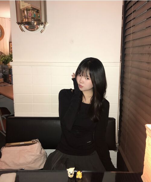 UNKNOWN PLANET(アンノウンプラネット)の「レイヤードビスチェスリムロングスリーブTシャツブラック(Tシャツ/カットソー・レディース・その他・SMALL/MEDIUM)」の7枚目の写真