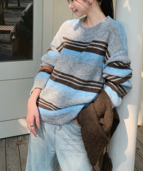 AVYL(アヴィル)の「【マフラー付き/セット】マルチボーダー起毛シャギーオーバーサイズニット(ニット/セーター・レディース・ブルー・M)」の10枚目の写真