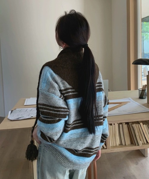 AVYL(アヴィル)の「【マフラー付き/セット】マルチボーダー起毛シャギーオーバーサイズニット(ニット/セーター・レディース・ブルー・M)」の12枚目の写真