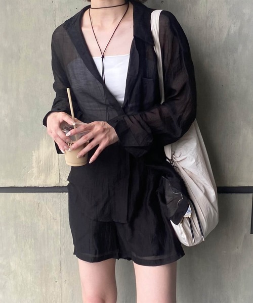 ISOOK（アイスー）の「シアーシャツセットアップ(kiharu select) / ワッシャー 長袖 ショートパンツ 上下セット 日焼け対策 冷房対策（セットアップ・レディース・ブラック/ライトブルー・FREE）」の8枚目の写真