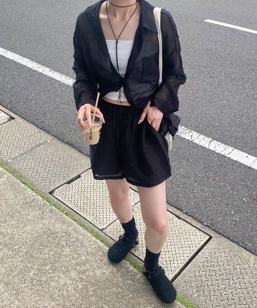 ISOOK（アイスー）の「シアーシャツセットアップ(kiharu select) / ワッシャー 長袖 ショートパンツ 上下セット 日焼け対策 冷房対策（セットアップ・レディース・ブラック/ライトブルー・FREE）」の9枚目の写真
