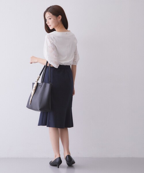 index(インデックス)の「【S‐LLサイズ】花柄ジャカードスリーブトップス《接触冷感/UVケア/洗濯機OK》(Tシャツ/カットソー・レディース・ベビーピンク/ネイビー/オフホワイト/ブラウン系その他・38/40/42/36)」の8枚目の写真