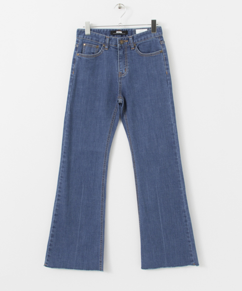 LUC DNM （ラックデニム）の「LUCDNM BOOTS CUT BOYS（デニムパンツ・レディース・ブルー・SMALL/LARGE/MEDIUM）」の6枚目の写真