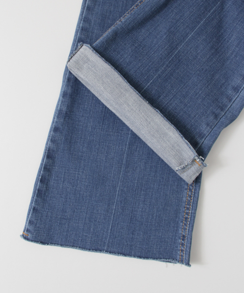 LUC DNM （ラックデニム）の「LUCDNM BOOTS CUT BOYS（デニムパンツ・レディース・ブルー・SMALL/LARGE/MEDIUM）」の9枚目の写真