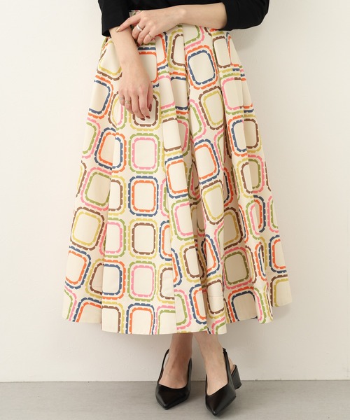 Orla Kiely(-)の「アブストラクトプリント スカート(スカート・レディース・クリーム/ベージュ・36/S/38/M)」の1枚目の写真