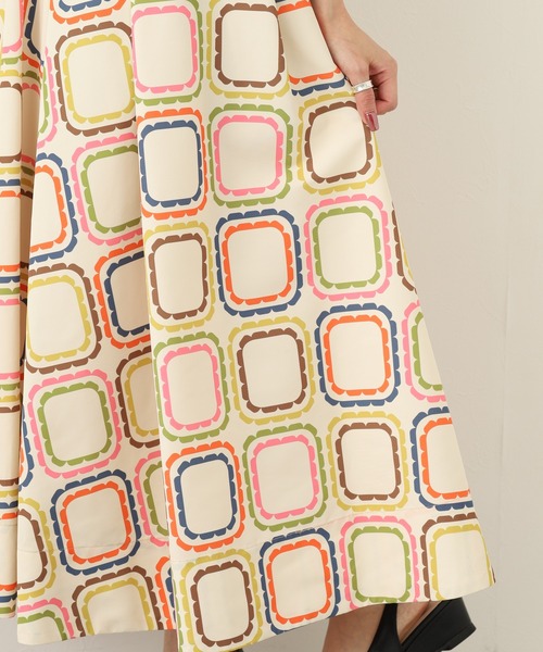 Orla Kiely(-)の「アブストラクトプリント スカート(スカート・レディース・クリーム/ベージュ・36/S/38/M)」の17枚目の写真
