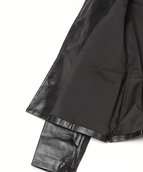 YUGA(ユーガ)の「YUGA_YGMC Korean-style Faux leather cropped jacket(ノーカラージャケット・レディース・ブラウン/ブラック・FREE)」の4枚目の写真