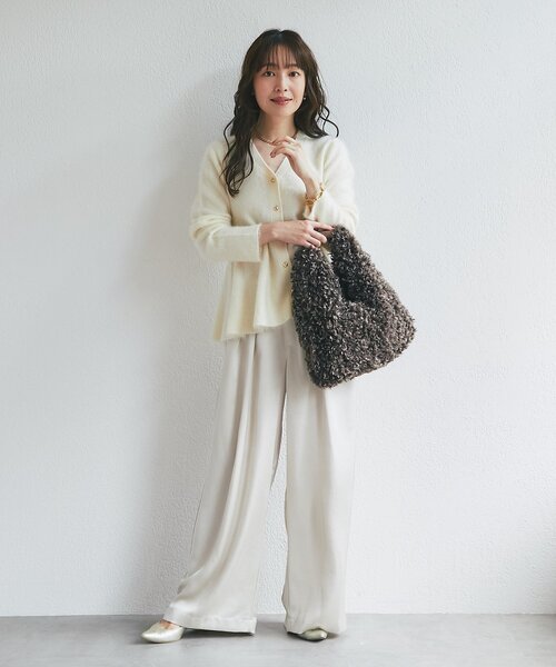 La boutique BonBon(ラブティックボンボン)の「【ヴィオラドーロ】チキャンラムエコファーワンハンドルバッグ(トートバッグ・レディース・ブラウン・FREE)」の6枚目の写真