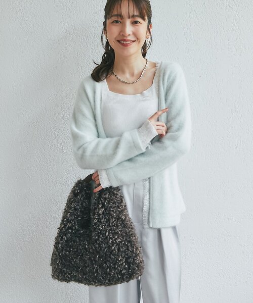 La boutique BonBon(ラブティックボンボン)の「【ヴィオラドーロ】チキャンラムエコファーワンハンドルバッグ(トートバッグ・レディース・ブラウン・FREE)」の9枚目の写真