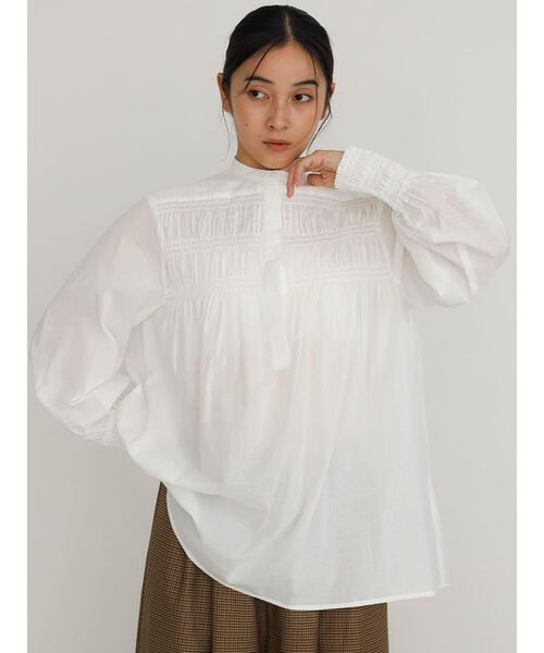 FIKA.(フィーカ)の「Cotton gather blouse(シャツ/ブラウス・レディース・ブラウン/ホワイト・FREE)」の1枚目の写真