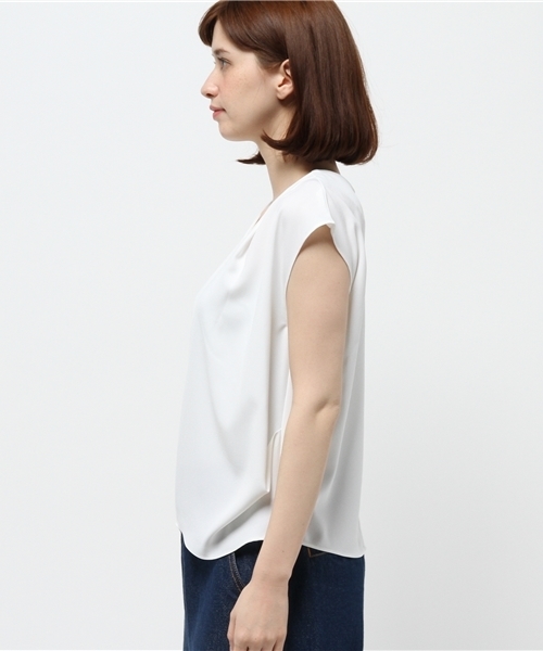 N.(N. Natural Beauty Basic)(エヌエヌナチュラルビューティーベーシック)の「タックドレープブラウス(シャツ/ブラウス・レディース・ホワイト/ブラック/グレー/ブラウン・MEDIUM)」の12枚目の写真