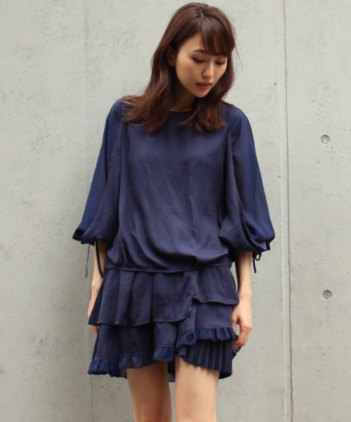 MICOAMERI（ミコアメリ）の「パフスリーブブラウス（シャツ/ブラウス・レディース・ネイビー/ブラック/グレー・FREE）」の11枚目の写真