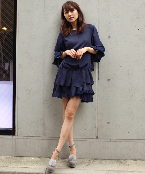 MICOAMERI（ミコアメリ）の「パフスリーブブラウス（シャツ/ブラウス・レディース・ネイビー/ブラック/グレー・FREE）」の13枚目の写真