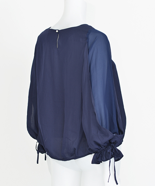 MICOAMERI（ミコアメリ）の「パフスリーブブラウス（シャツ/ブラウス・レディース・ネイビー/ブラック/グレー・FREE）」の16枚目の写真