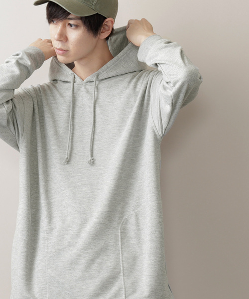 MONO-MART（モノマート）の「オーバーサイジング サイドスリットヘムライン/プルオーバーパーカー（パーカー・メンズ・杢グレー/ベージュ/ホワイト/ブラック/オリーブ/ネイビー/ワイン/ライトブラウン/スモークピンク/チャコール/キナリ/ダークブラウン/マスタード/ピンク系その他・M/L）」の5枚目の写真