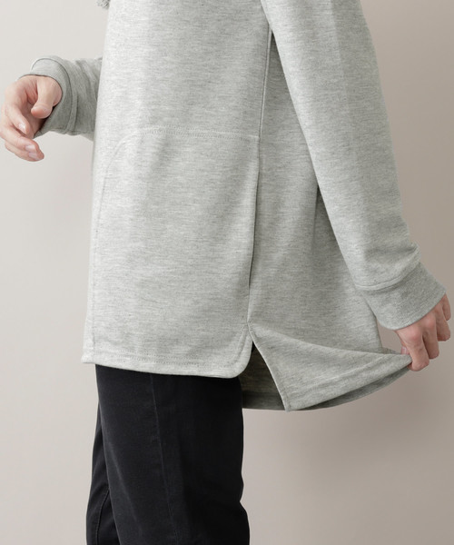 MONO-MART（モノマート）の「オーバーサイジング サイドスリットヘムライン/プルオーバーパーカー（パーカー・メンズ・杢グレー/ベージュ/ホワイト/ブラック/オリーブ/ネイビー/ワイン/ライトブラウン/スモークピンク/チャコール/キナリ/ダークブラウン/マスタード/ピンク系その他・M/L）」の22枚目の写真
