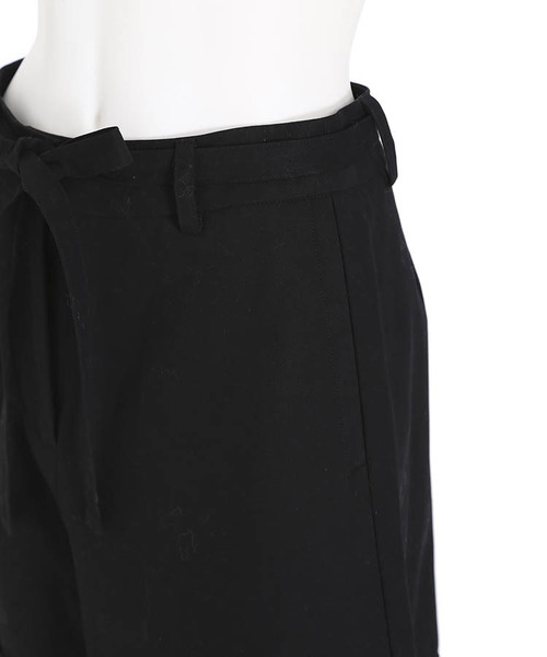 MERCURYDUO（マーキュリーデュオ）の「ウエストリボン付チノショートパンツ（チノパンツ・レディース・ベージュ/ブラック/マスタード・FREE）」の14枚目の写真