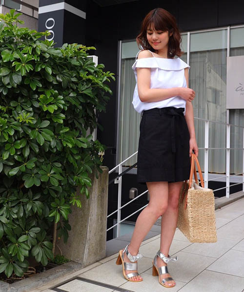 MERCURYDUO（マーキュリーデュオ）の「ウエストリボン付チノショートパンツ（チノパンツ・レディース・ベージュ/ブラック/マスタード・FREE）」の16枚目の写真