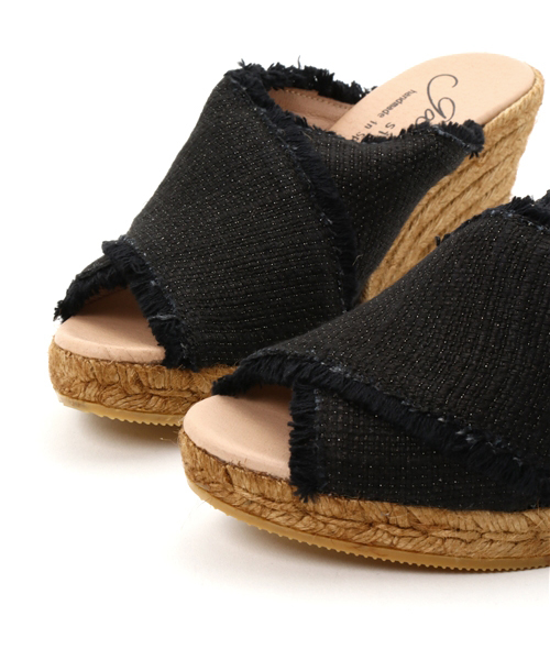 GAIMO(ガイモ)の「【GAIMO】ガイモ フリンジサボ (サンダル・レディース・ベージュ/ブラック・LARGE/MEDIUM)」の7枚目の写真