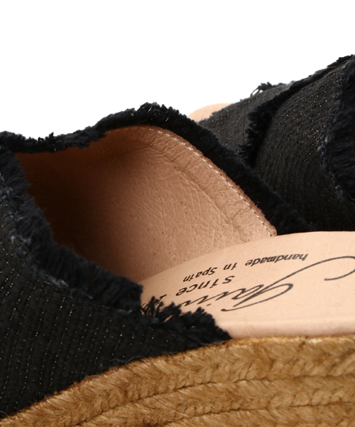 GAIMO(ガイモ)の「【GAIMO】ガイモ フリンジサボ (サンダル・レディース・ベージュ/ブラック・LARGE/MEDIUM)」の8枚目の写真