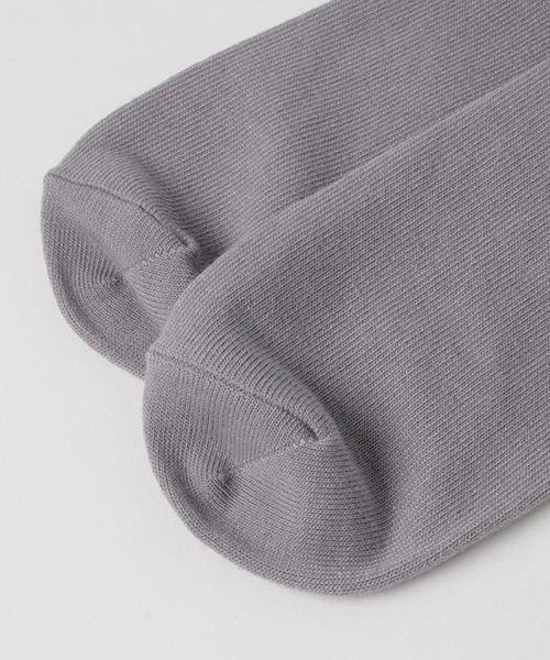 WEGO(ウィゴー)の「WEGO/ダスティカラーベロアリボンソックス(ソックス/靴下・レディース・グレー/ピンク/パープル・FREE)」の5枚目の写真