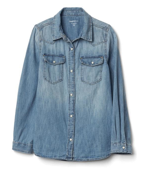 GAP(ギャップ)の「Gap ライトデニム ウエスタンシャツ(シャツ/ブラウス・キッズ・ライトインディゴブルー・150cm/160cm/140cm/130cm/120cm/110cm)」の1枚目の写真
