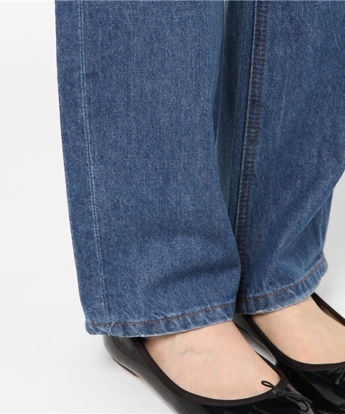 Samansa Mos2 blue（サマンサモスモスブルー）の「デニムストレートパンツ（デニムパンツ・レディース・ブルー/ネイビー・LARGE/MEDIUM/SMALL）」の6枚目の写真
