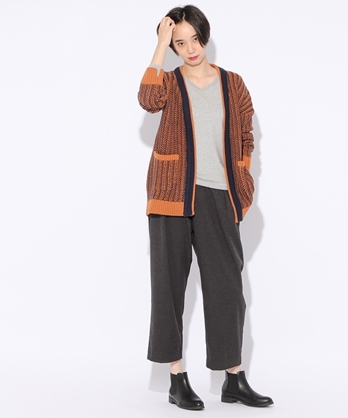 niko and...(ニコアンド)の「CPU起毛スムースユルVプルオーバー(Tシャツ/カットソー・レディース・ホワイト/グレー/ライトグリーン/チャコール/ピンク・MEDIUM/LARGE)」の11枚目の写真