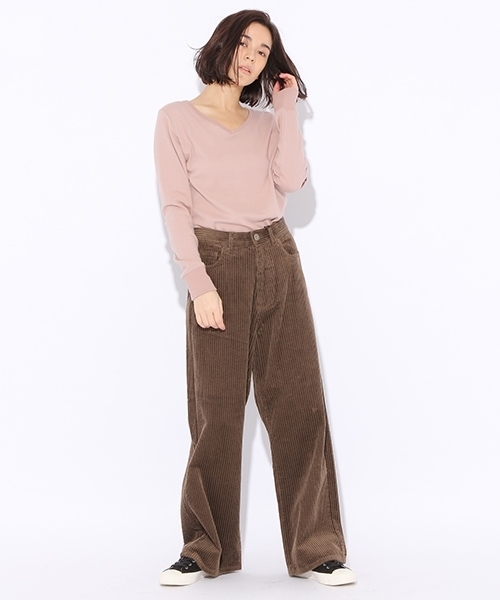 niko and...(ニコアンド)の「CPU起毛スムースユルVプルオーバー(Tシャツ/カットソー・レディース・ホワイト/グレー/ライトグリーン/チャコール/ピンク・MEDIUM/LARGE)」の21枚目の写真