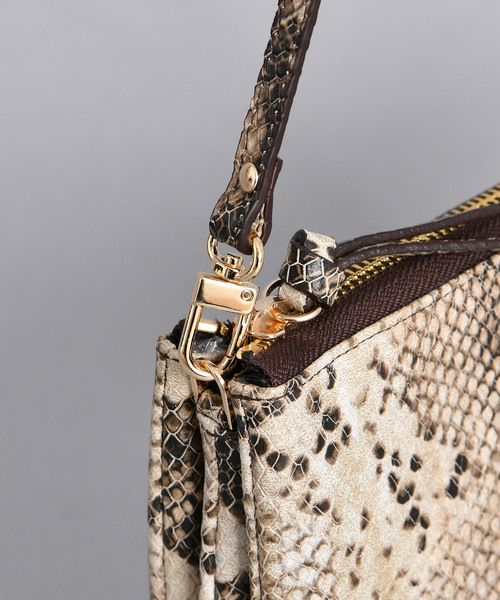 DouDou（ドゥドゥ）の「BIGトリオ（ショルダーバッグ・レディース・オフホワイト/ブラック/ベージュ・FREE）」の5枚目の写真