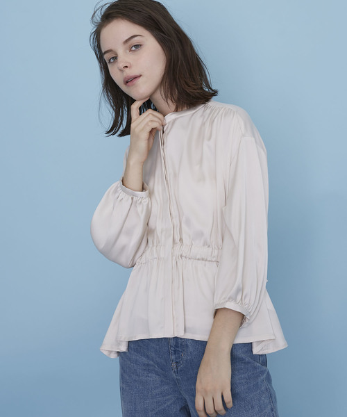 UNITED TOKYO（ユナイテッドトウキョウ）の「フィブリルサテンブラウス（シャツ/ブラウス・レディース・ホワイト/ブラック/ベージュ・1）」の8枚目の写真