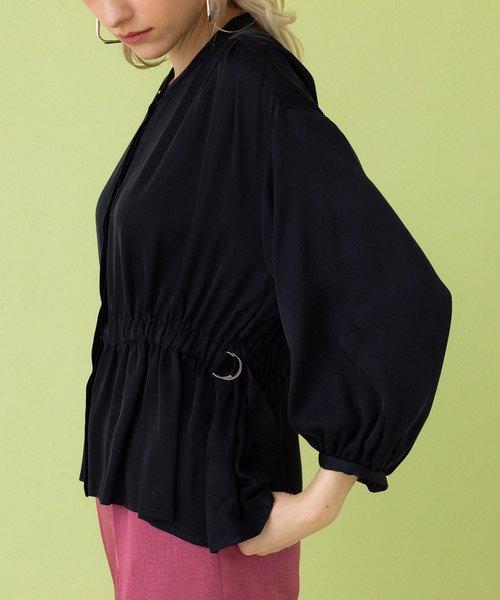 UNITED TOKYO（ユナイテッドトウキョウ）の「フィブリルサテンブラウス（シャツ/ブラウス・レディース・ホワイト/ブラック/ベージュ・1）」の19枚目の写真