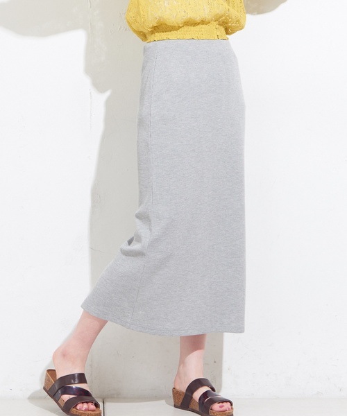 natural couture（ナチュラルクチュール）の「ワッフルロングスカート（スカート・レディース・ブラック/レッド/アイボリー/トップグレー/ピンクベージュ・FREE）」の4枚目の写真