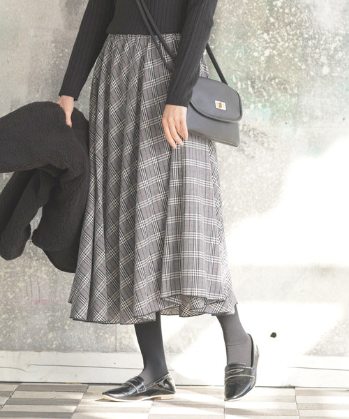 rps（アールピーエス）の「チェックたっぷりフレアースカート（スカート・レディース・ブラック/グリーン/イエロー・M）」の2枚目の写真