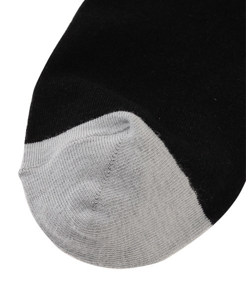 Candy Stripper(キャンディストリッパー)の「CND BICOLOR SOCKS(ソックス/靴下・レディース・ブラック/オフホワイト・FREE)」の4枚目の写真