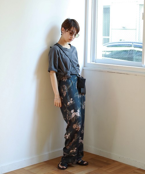 TODAYFUL（トゥデイフル）の「レザークロスサンダル（サンダル・レディース・ブラック/レッド系その他/キナリ・36inch/38inch/37inch）」の6枚目の写真