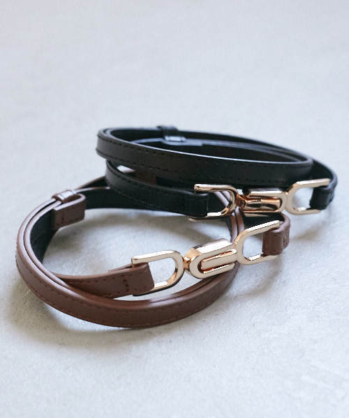 PairPair(ペアペア)の「サイズ調整自由自在!ビットモチーフ付ベルト(ベルト・レディース・ブラック/ダークブラウン・FREE)」の3枚目の写真