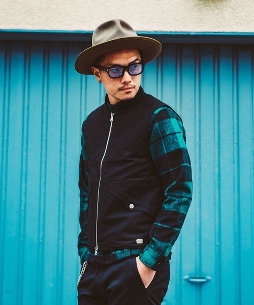 CRIMIE�i�N���C�~�[�j�́uBACK SATAIN THINSULATE VEST�i�_�E���x�X�g�j�v�b�u���b�N