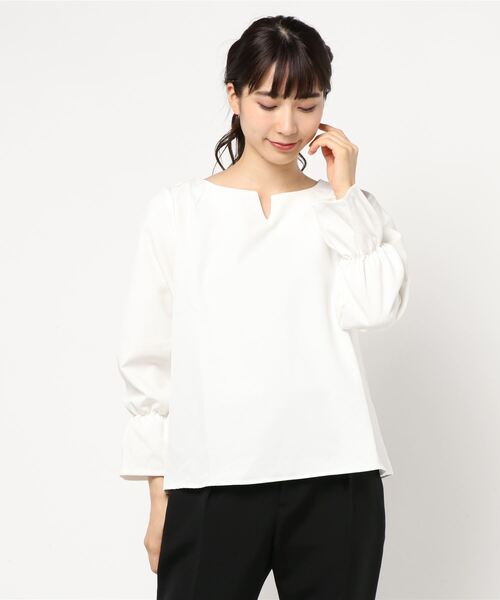 KOBE LETTUCE(コウベレタス)の「ウォッシャブルカットジョーゼットTブラウス(シャツ/ブラウス・レディース・ブラック/ネイビー/オフホワイト/ブルー/ボルドー/モカ/ピンク系その他3/ピンク系その他4/レッド系その他2/レッド系その他3/ブルー系その他2/ブルー系その他3/ブルー系その他4/ブルー系その他5/ブルー系その他6/ピンク系その他2/ホワイト系その他2/ホワイト系その他3/ブラック系その他2/ブラック系その他3/ブラウン系その他2/ブラウン系その他3/ホワイト系その他/ブラック系その他/ブラウン系その他/ブルー系その他/ピンク系その他/レッド系その他/ライトグレー/グレー系その他2/グレー系その他3/ブラウン系その他4/ブラウン系その他5/ブラウン系その他6/ブラウン系その他7/グレー系その他/ベージュ系その他4/オレンジ系その他3/パープル系その他4/グリーン系その他3/ブルー系その他7/ホワイト系その他4/その他/ブラック系その他4/オレンジ系その他/グリーン系その他/パープル系その他2/ベージュ系その他2/パープル系その他3/グリーン系その他2/その他1/ホワイト系その他5/ベージュ系その他3/オレンジ系その他2/その他2/ブラック系その他5/ベージュ系その他/オレンジ/パープル系その他/ミント/グレー系その他6/レッド系その他6/グリーン系その他7/その他8/その他9/ピンク系その他7/ブラック系その他6/グレー系その他5/グリーン系その他6/その他3/その他4/ピンク系その他5/レッド系その他5/グレー系その他4/グリーン系その他5/ホワイト系その他6/その他5/その他6/その他7/ピンク系その他6/レッド系その他4/ライトブルー/グリーン系その他4/パープル系その他5/その他10/その他11/サンドベージュ/その他13/ホワイト系その他7/その他12/その他16/その他14/その他15/その他22/その他24/グリーン/ブラック系その他7/グレー系その他7/その他18/その他20/その他21/その他23/その他25/その他27/その他17/その他19/ライトオレンジ系/ライトオレンジ系2/その他26/ライトオレンジ系3/グレー系2/ピンク系/モスグリーン/ピンク系1/ブラック系/ブラウン系/ブラウン系1/グリーン系/グレー系/ホワイト系/ホワイト系2/ブラック系1/グレー系1/グリーン系1/イエロー系/イエロー系1/ブルー系1/ライトグレー系1/ライトグレー系2/ブルー系2/ブルー系3/イエロー系2・1/3/4/2/5/6/7/8/9/#2/#10/10/#9)」の3枚目の写真