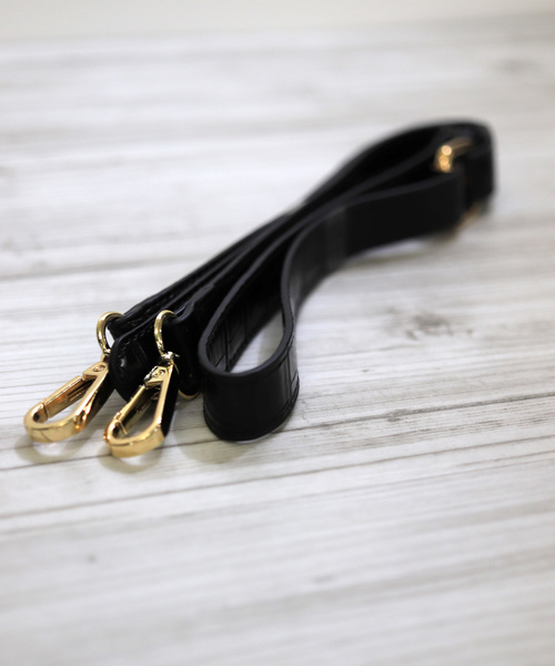 florist（フローリスト）の「【2way】クロコ調型押しレザーがま口シルエットハンドバッグ（ハンドバッグ・レディース・ブラック/ベージュ/グリーン/キャメル・FREE）」の8枚目の写真