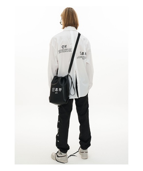 OY（オーワイ）の「バックボタンデザインシャツ（シャツ/ブラウス・メンズ・ホワイト/ライトブルー/ブラック・FREE）」の7枚目の写真