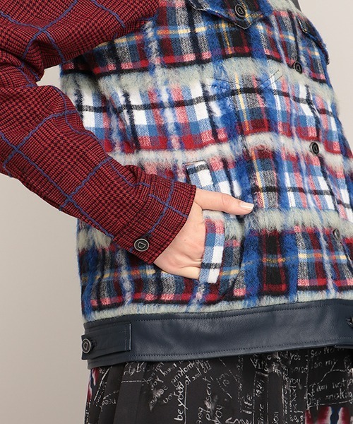 Desigual(デシグアル)の「ジャケット INGRID(その他アウター・レディース・レッド・L/2L/M/S)」の2枚目の写真