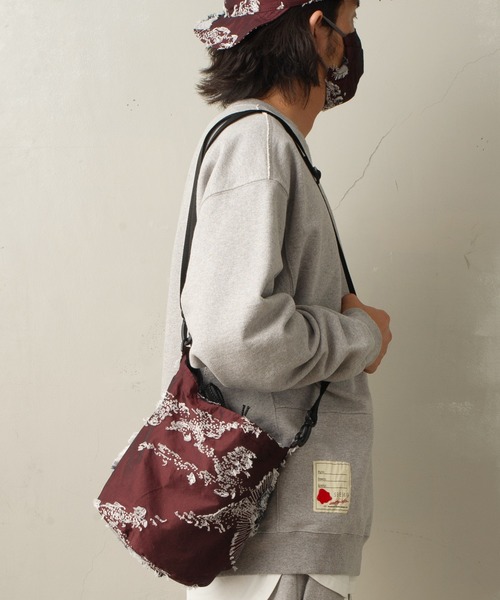 セヴシグのトートバッグ SEVESKIG（セヴシグ）の「SEVESKIG/セヴシグ/CALF LEATHER
