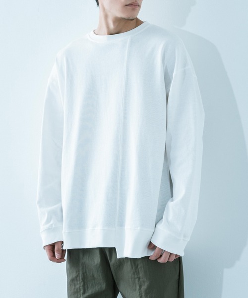 Revo.（レボ）の「Revo. 10/-天竺 オーバーサイズ切り替え長袖Tee（Tシャツ/カットソー・メンズ・ブラック/グレイッシュベージュ/ブラウン系その他/ホワイト/グレイッシュブルー・1/2）」の3枚目の写真