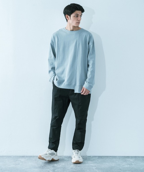 Revo.（レボ）の「Revo. 10/-天竺 オーバーサイズ切り替え長袖Tee（Tシャツ/カットソー・メンズ・ブラック/グレイッシュベージュ/ブラウン系その他/ホワイト/グレイッシュブルー・1/2）」の14枚目の写真