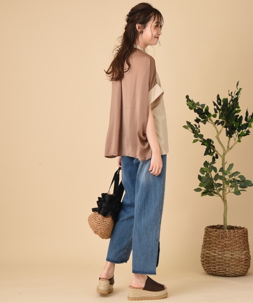 INTERPLANET（インタープラネット）の「麻調合繊前後異素材切替シャツ（シャツ/ブラウス・レディース・ベージュ/ネイビー/サックスブルー・FREE）」の12枚目の写真