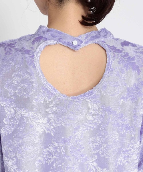 Three Four Time（ｽﾘｰﾌｫｰﾀｲﾑ）の「ペイズリーオーバル加工プルオーバー（その他トップス・レディース・パープル/ベージュ・FREE）」の9枚目の写真