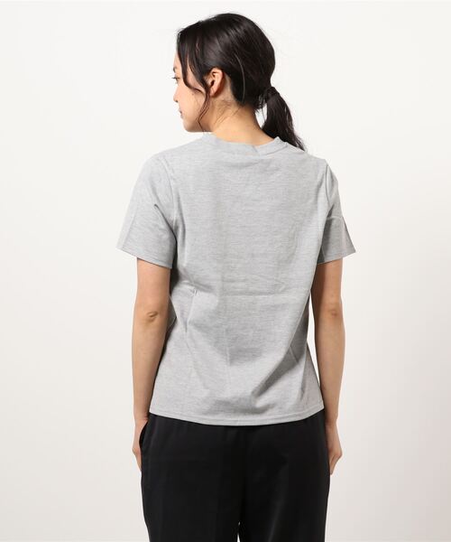 TINA:JOJUN ノベルティ　ホワイト 長袖 Tシャツ 星型刺繍　新品未使用 TINA:JOJUN ノベルティホワイト 長袖 Tシャツ 星型刺繍新品未使用